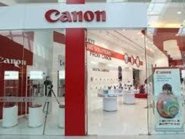 Canon Showroom – 4